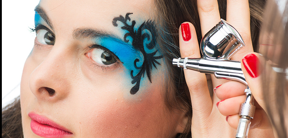 E’ CARNEVALE… FIRMA IL TUO MAKE-UP CON VICTORIA CONCEPT!